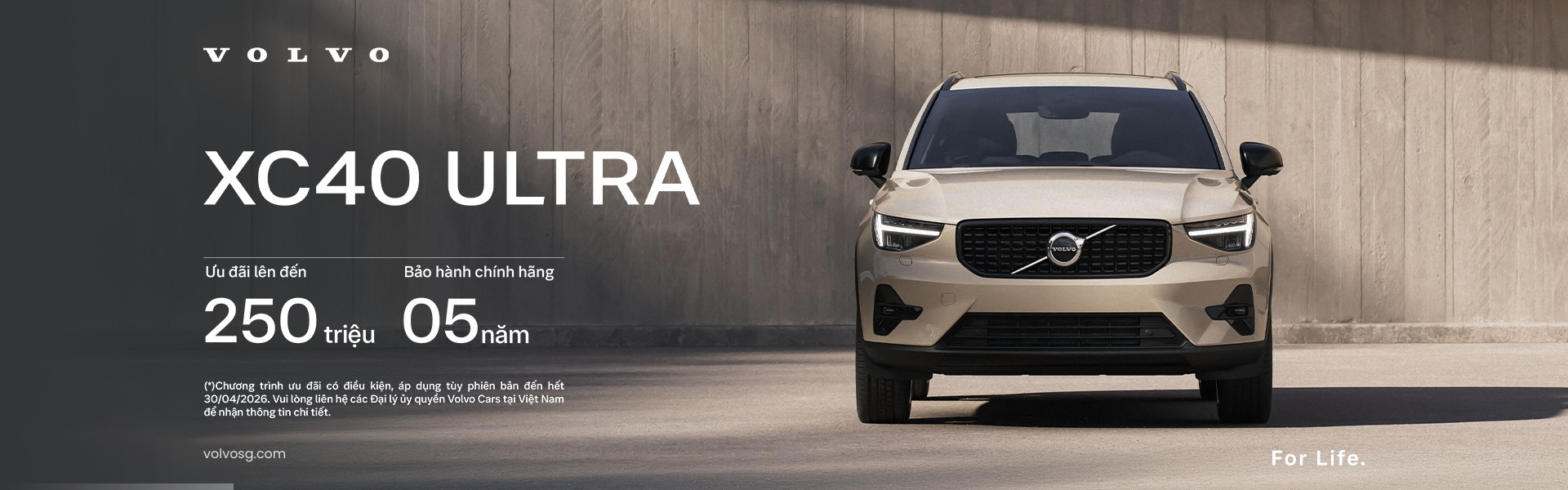 volvo xc40 uu dai thang 4